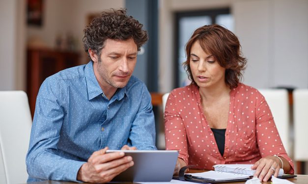 Emprunter intelligemment : comment utiliser un prêt personnel pour reprendre le contrôle de vos finances au Canada
